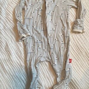 Magnetic Me Light blue sheep footie sleeps